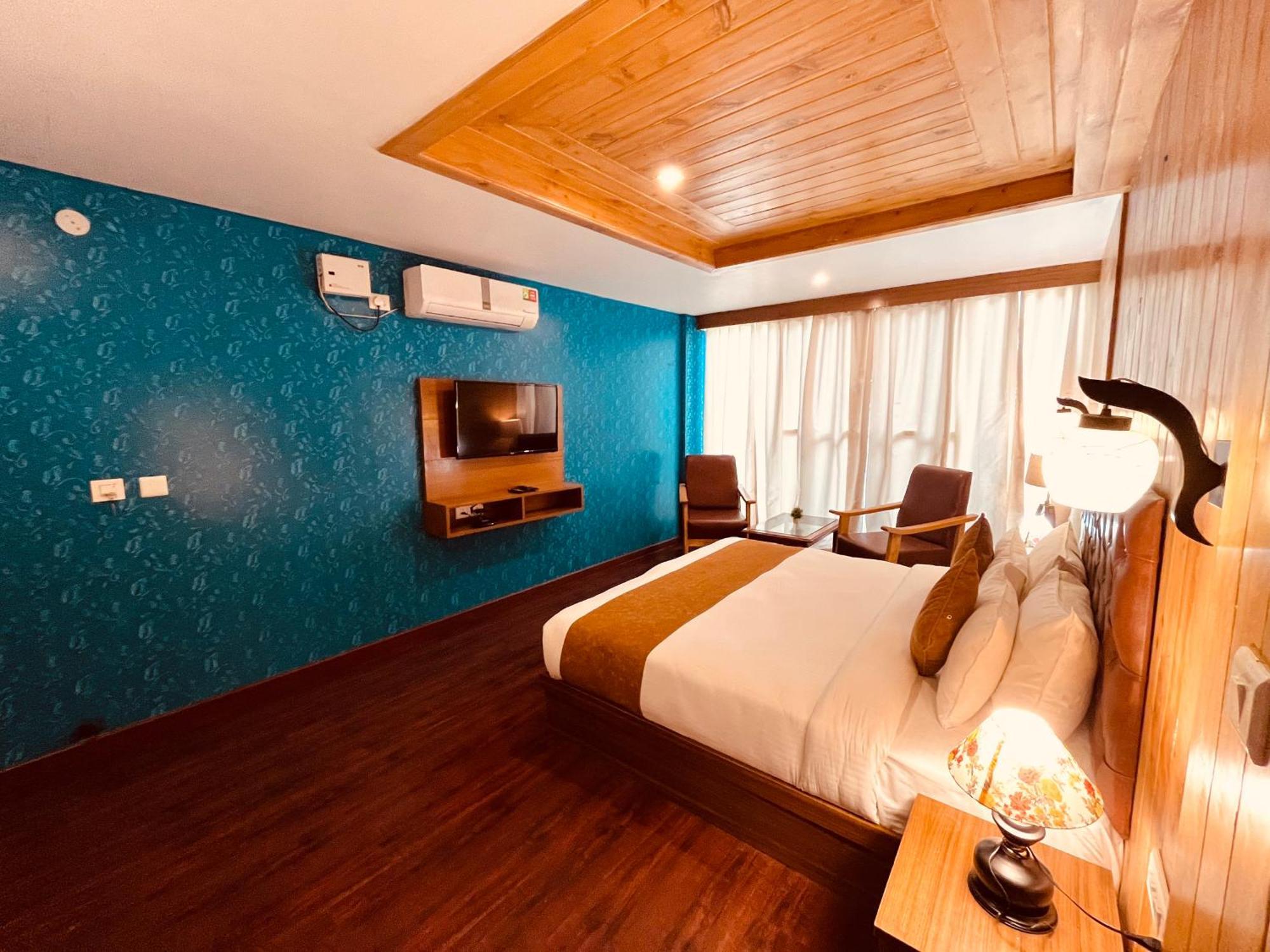 Vista Resort, Manali - ! Near Mall Road !! Hot & Cold Ac Rooms !! Best Selling !! Big Parking !! Luxury Collection !! Open Terrace !! Lift !! Playing Zone !! Property Of The Year ! Exterior foto