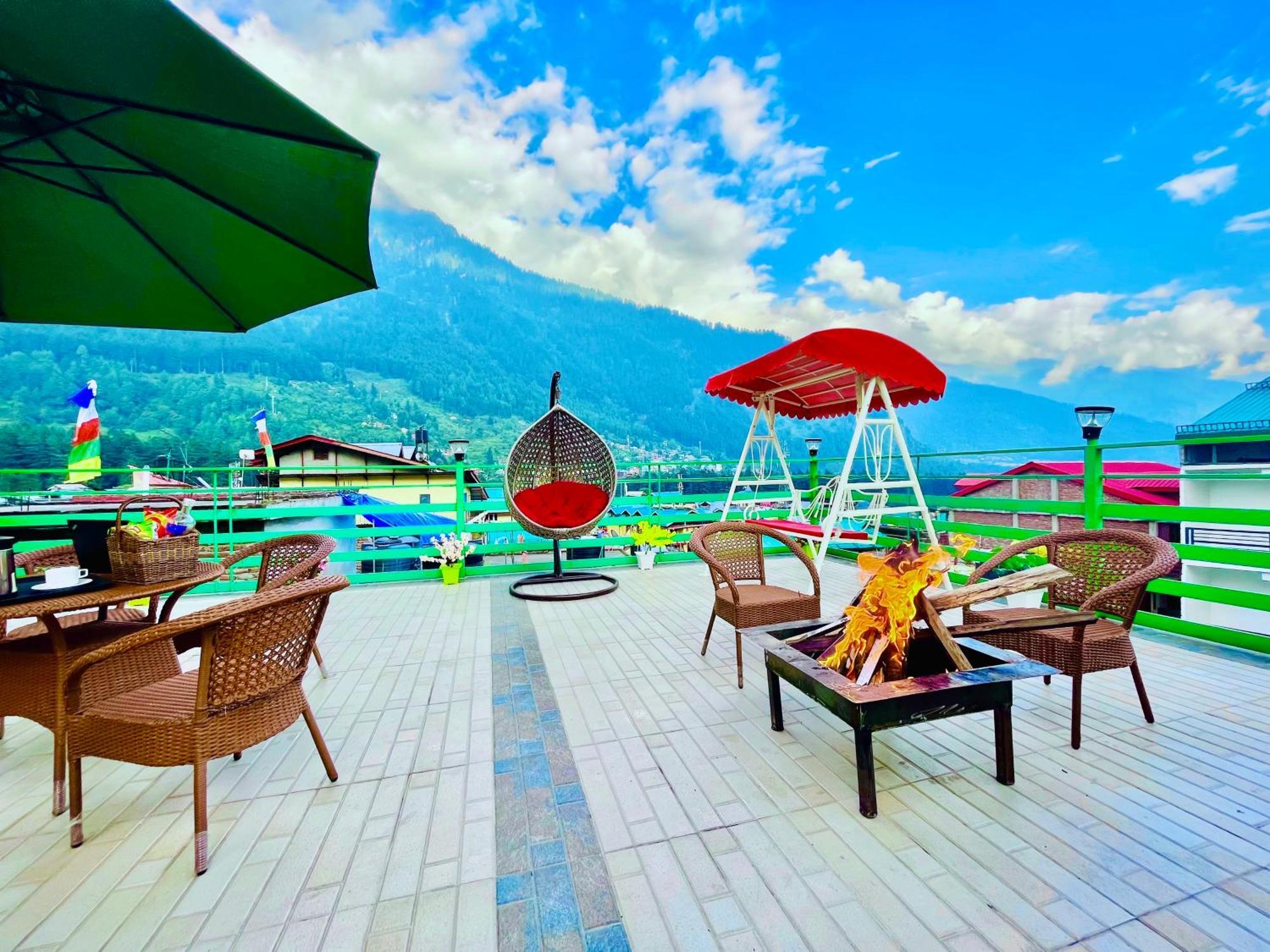 Vista Resort, Manali - ! Near Mall Road !! Hot & Cold Ac Rooms !! Best Selling !! Big Parking !! Luxury Collection !! Open Terrace !! Lift !! Playing Zone !! Property Of The Year ! Exterior foto