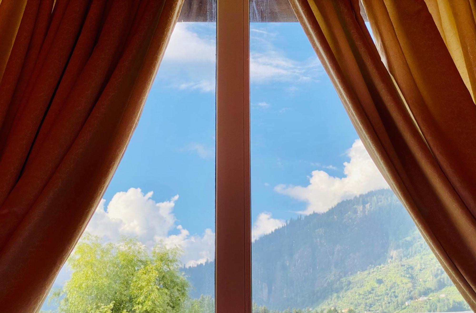 Vista Resort, Manali - ! Near Mall Road !! Hot & Cold Ac Rooms !! Best Selling !! Big Parking !! Luxury Collection !! Open Terrace !! Lift !! Playing Zone !! Property Of The Year ! Exterior foto