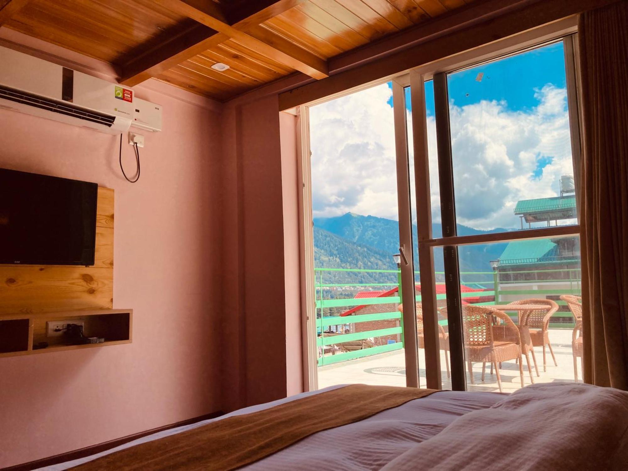 Vista Resort, Manali - ! Near Mall Road !! Hot & Cold Ac Rooms !! Best Selling !! Big Parking !! Luxury Collection !! Open Terrace !! Lift !! Playing Zone !! Property Of The Year ! Exterior foto